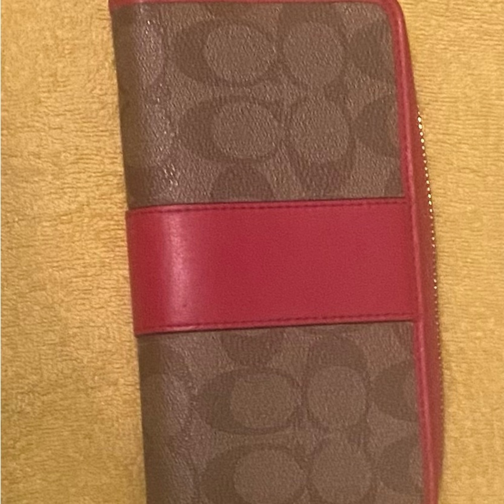 Coach wallet - Picture 2 of 3